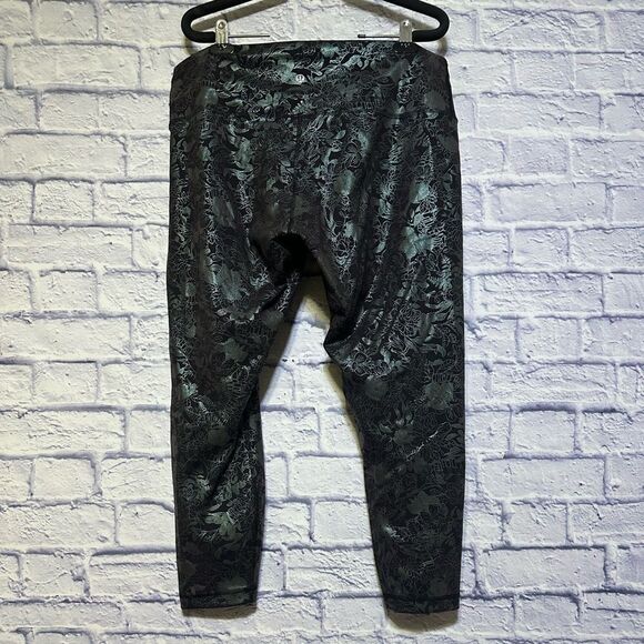 Lululemon Wunder Under High-Rise Tight 28" *Full-On Luxtreme Shine foil size 18 - Picture 6 of 16